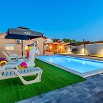 別荘 Countryside - Pool - Big Terrace