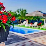 Countryside - Pool - Big Terrace *