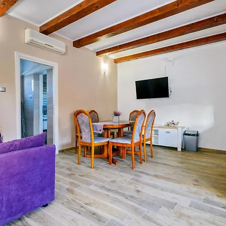 Tatil Evi Countryside - Pool - Big Terrace Benkovac