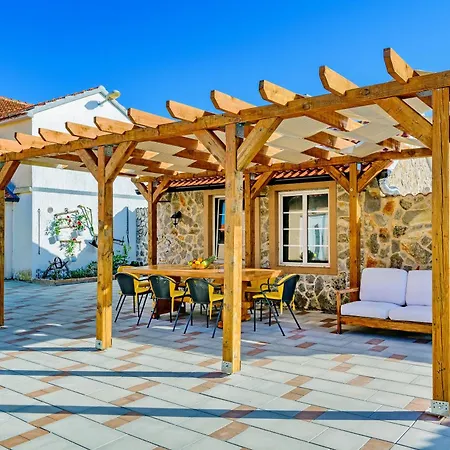 Countryside - Pool - Big Terrace Бенковац