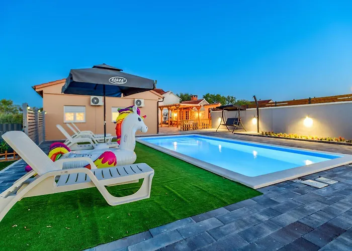 Tatil Evi Countryside - Pool - Big Terrace
