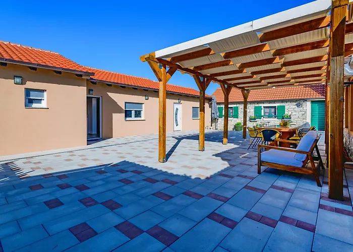 Tatil Evi Countryside - Pool - Big Terrace Benkovac