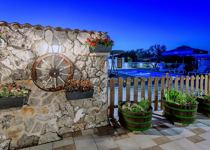 Tatil Evi Countryside - Pool - Big Terrace *