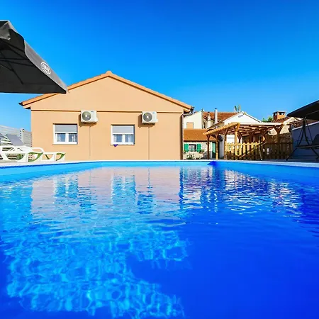 Holiday home Countryside - Pool - Big Terrace