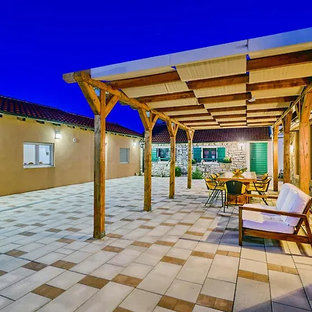 Countryside - Pool - Big Terrace