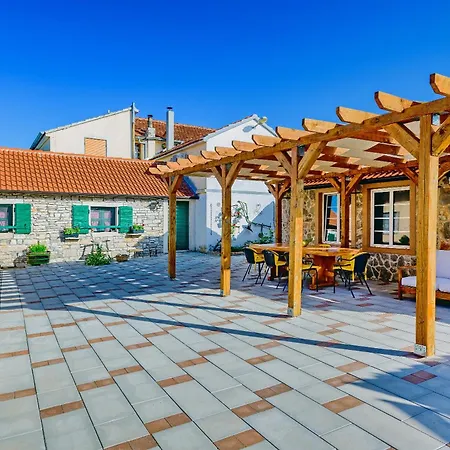 Holiday home Countryside - Pool - Big Terrace