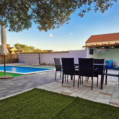 Countryside - Pool - Big Terrace * Benkovac