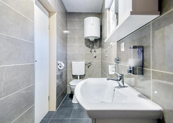 Countryside - Pool - Big Terrace 本科瓦茨