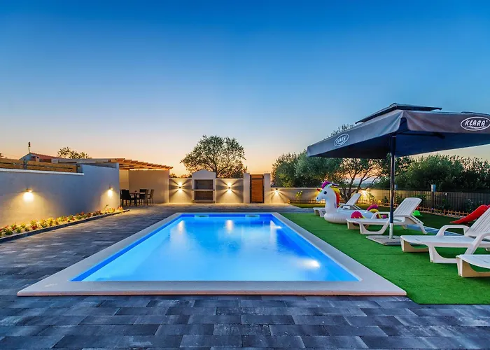 Countryside - Pool - Big Terrace 本科瓦茨